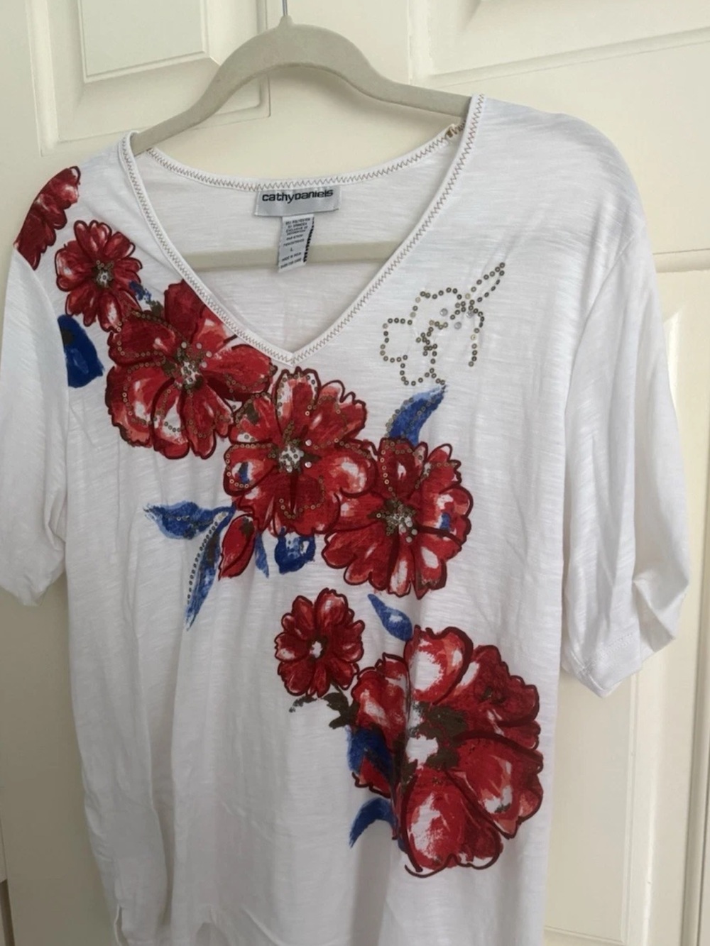Cathy Daniels White V-Neck Tee with Red Floral and Blue Leaf Accents